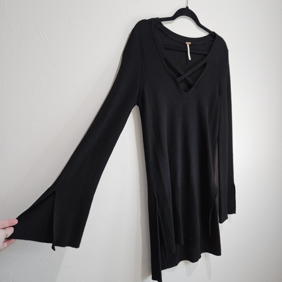 Free People Crisscross Black Tunic Top Long Flare Sleeve Womens Medium - Picture 12 of 15